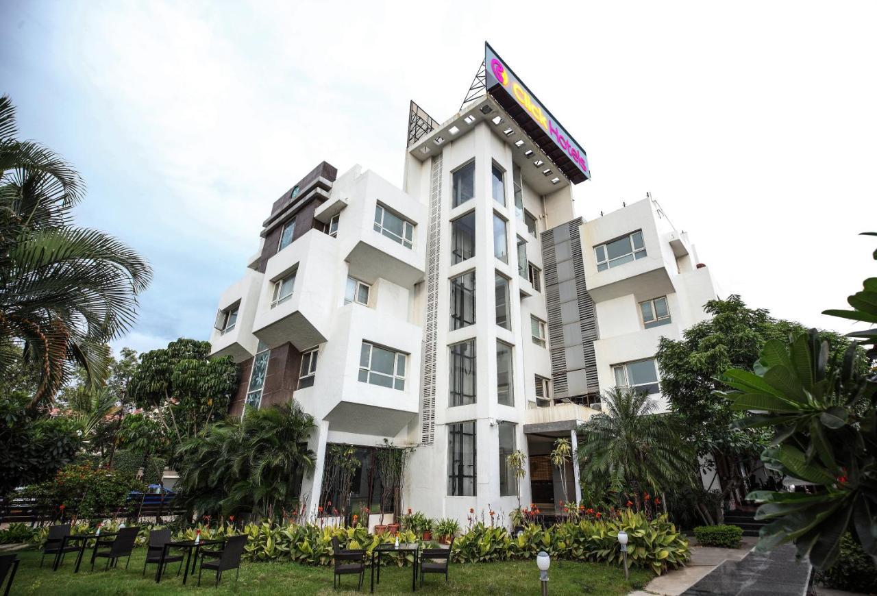 Click Hotel 나식 외부 사진
